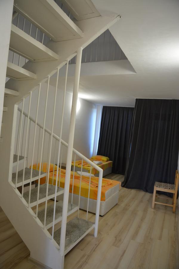 Hotel Neva คีตาน ภายนอก รูปภาพ